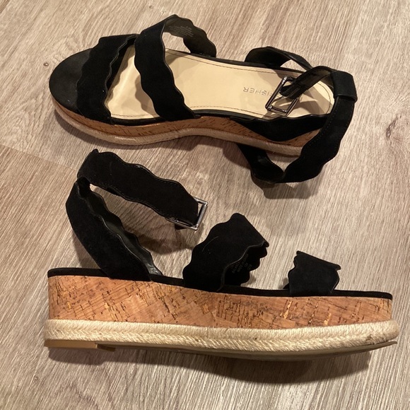 Marc Fisher Black Fayme Strappy Scalloped Wedge Sandal - Picture 3 of 6